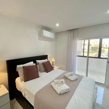 Crystal By Homing Албуфейра