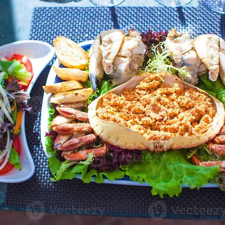 Crystal By Homing شقة